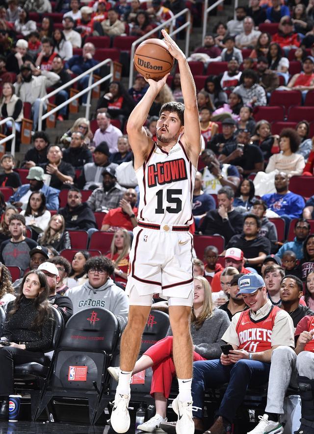 关于国王队客场悉心保卫,力保领先局面的信息 关于国王队客场悉心保卫,力保领先局面的信息