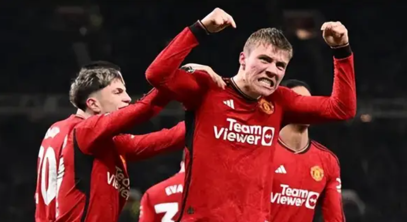 曼联反击成功，豪取比赛胜利