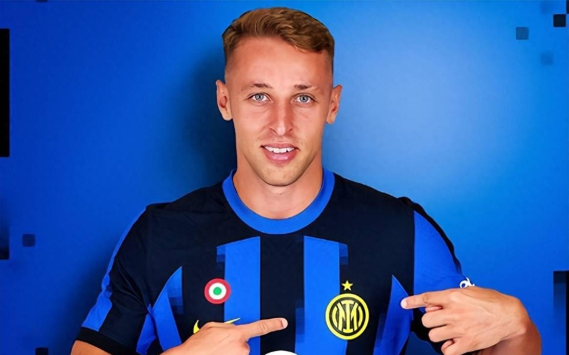 狼队对决伯恩茅斯，谁将胜出？