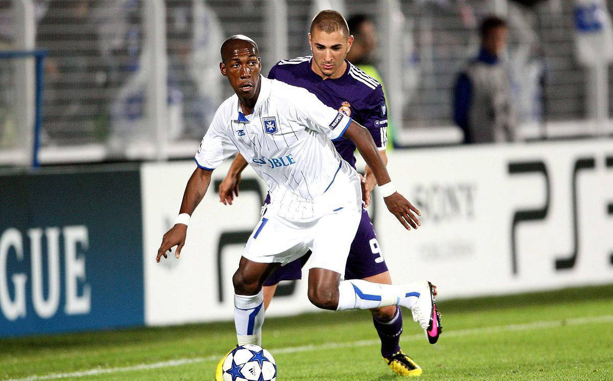 摩纳哥客场逼平梅斯，争取更好战绩