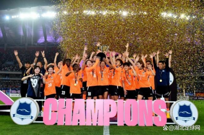 日本球队勇夺亚冠冠军，创造历史里程碑