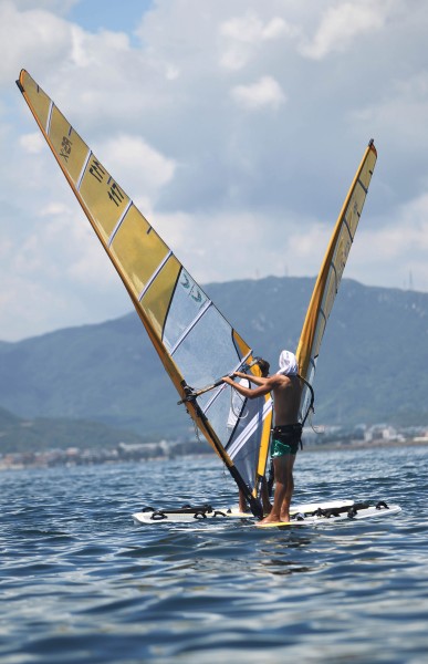 立陶宛运动员夺得帆船比赛头名 立陶宛运动员夺得帆船比赛头名