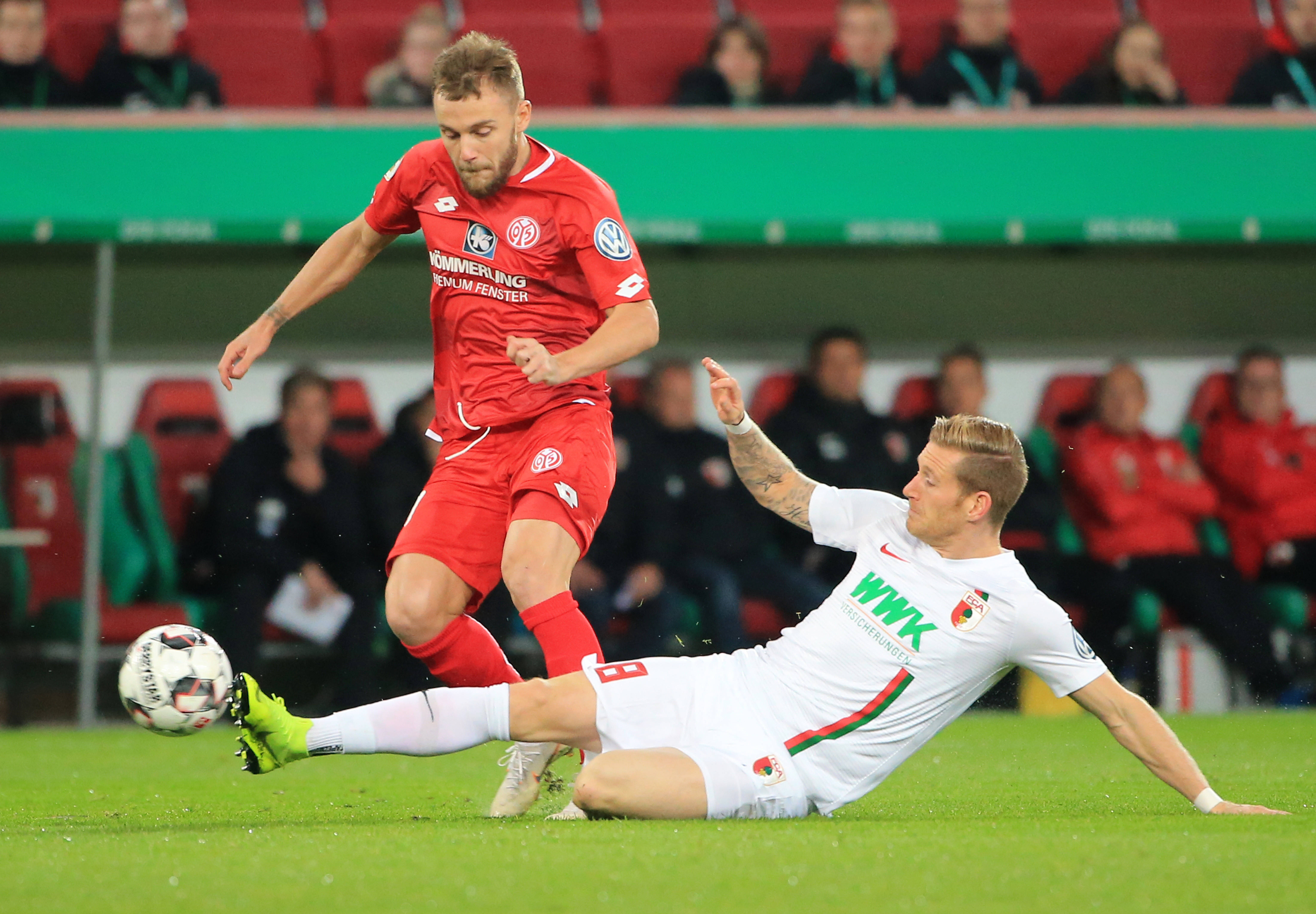 美因茨客场大捷,完成完美表现 美因茨客场大捷,完成完美表现