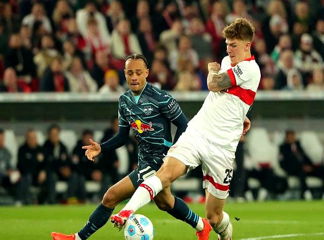 斯图加特主场大胜,实现反超的简单介绍 斯图加特主场大胜,实现反超的简单介绍