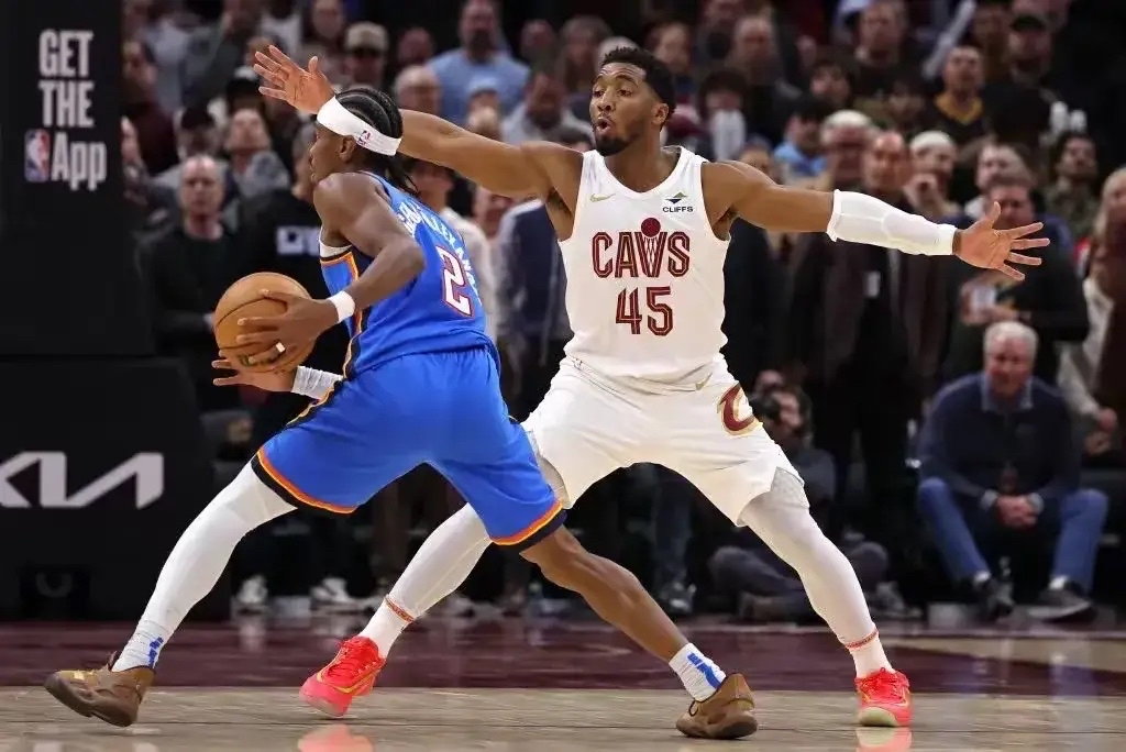 热火横扫灰熊，晋级东部半决赛