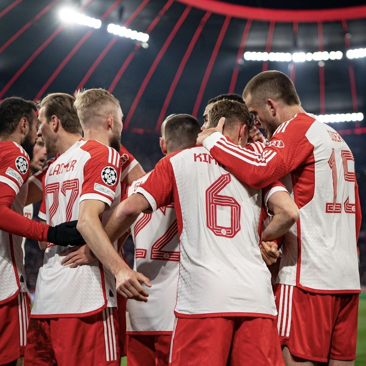 拜仁慕尼黑击败巴塞罗那，晋级欧冠半决赛