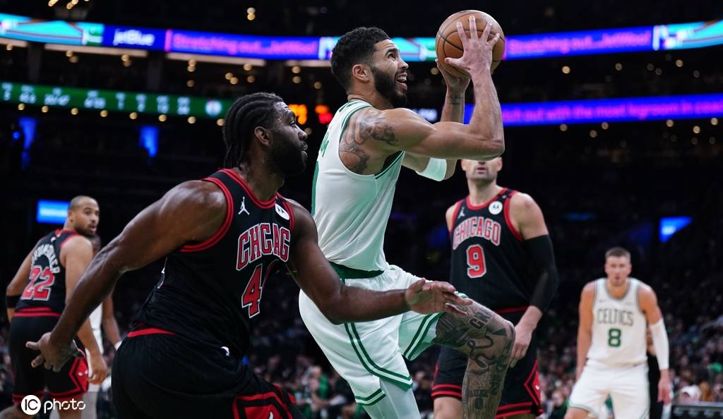 猛龙主场击败公牛取得两连胜